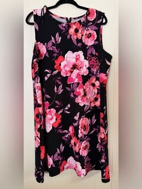 croft & barrow Black Dress with Pink Floral Print